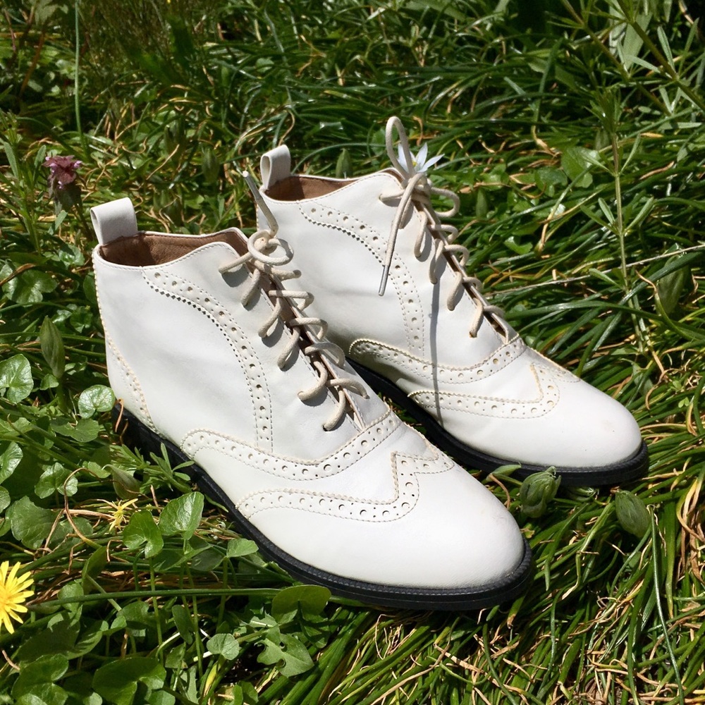 Chelsea Crew wingtip boot